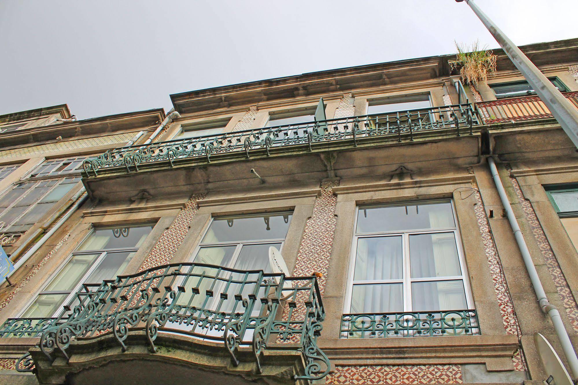 Lunar Guest House Porto Eksteriør billede