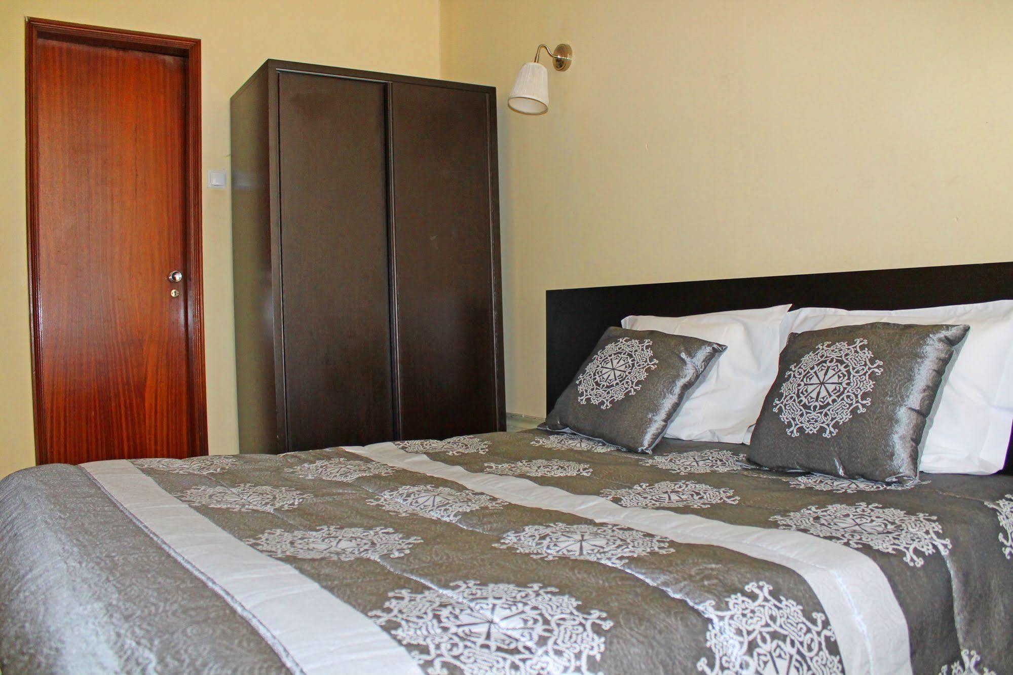 Lunar Guest House Porto Eksteriør billede