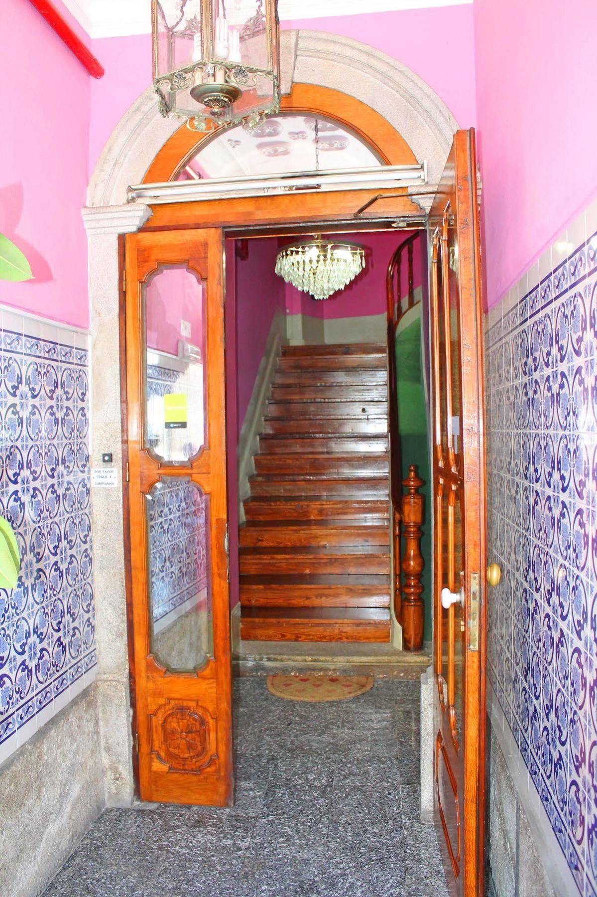 Lunar Guest House Porto Eksteriør billede